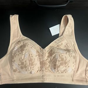 Women’s brand new bras